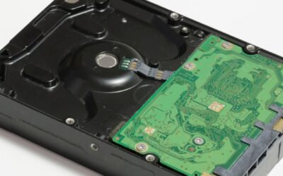 What are the signs of a hard drive failure?